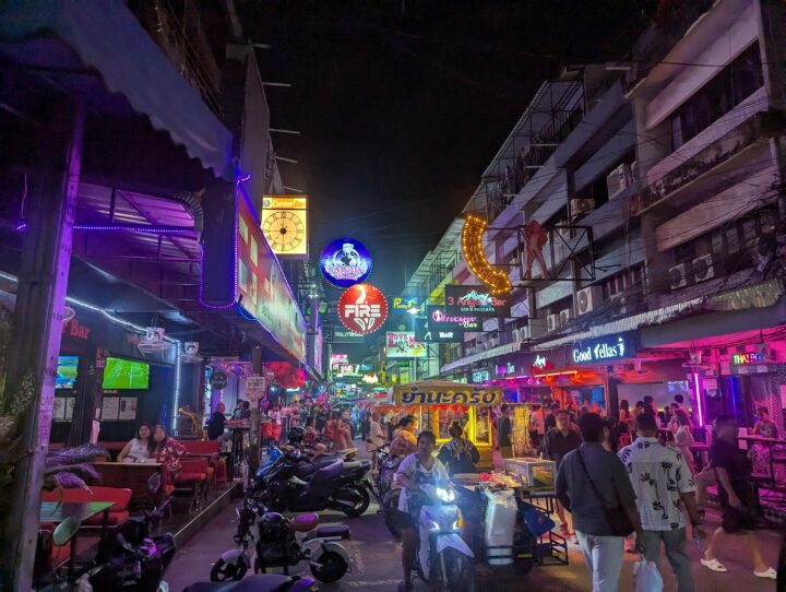 PXL_20251005_164350927 - 株式会社エイト