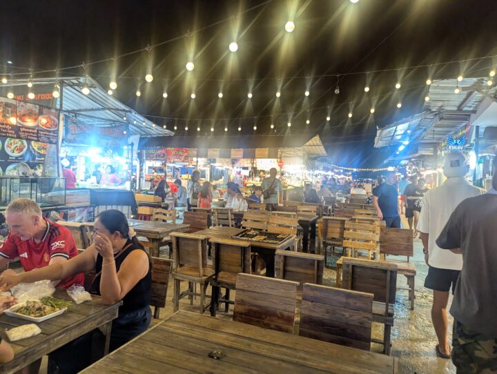 PXL_20251007_121648186 - 株式会社エイト