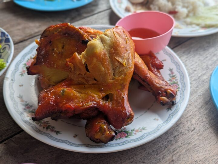 PXL_20251008_022310262PORTRAIT - 株式会社エイト